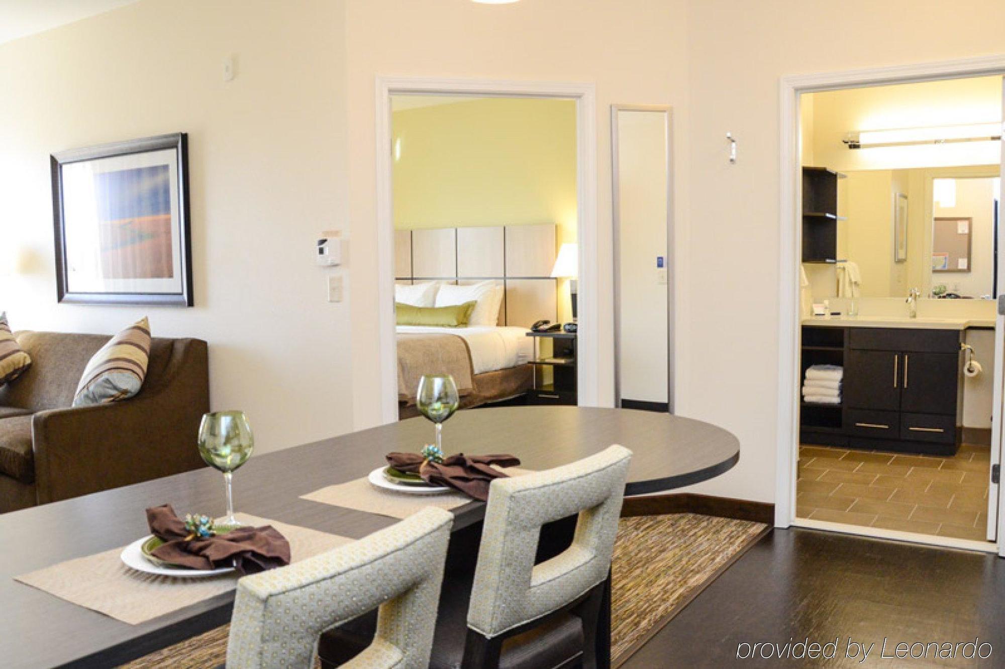 Hotel Sonesta Simply Pittsburgh Airport 3*