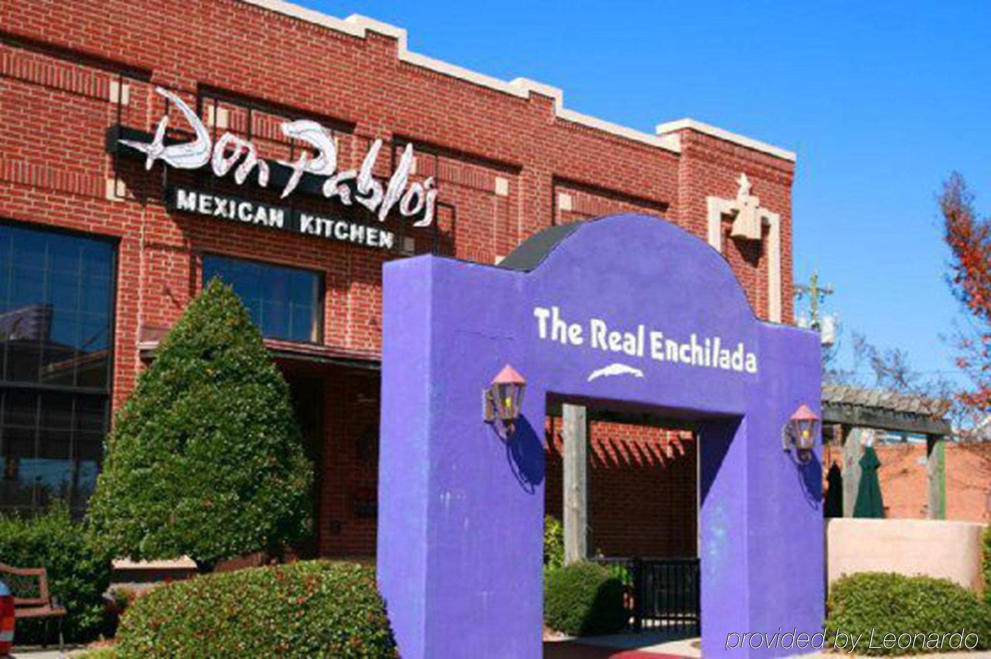 Sonesta Simply Pittsburgh Airport Hotel