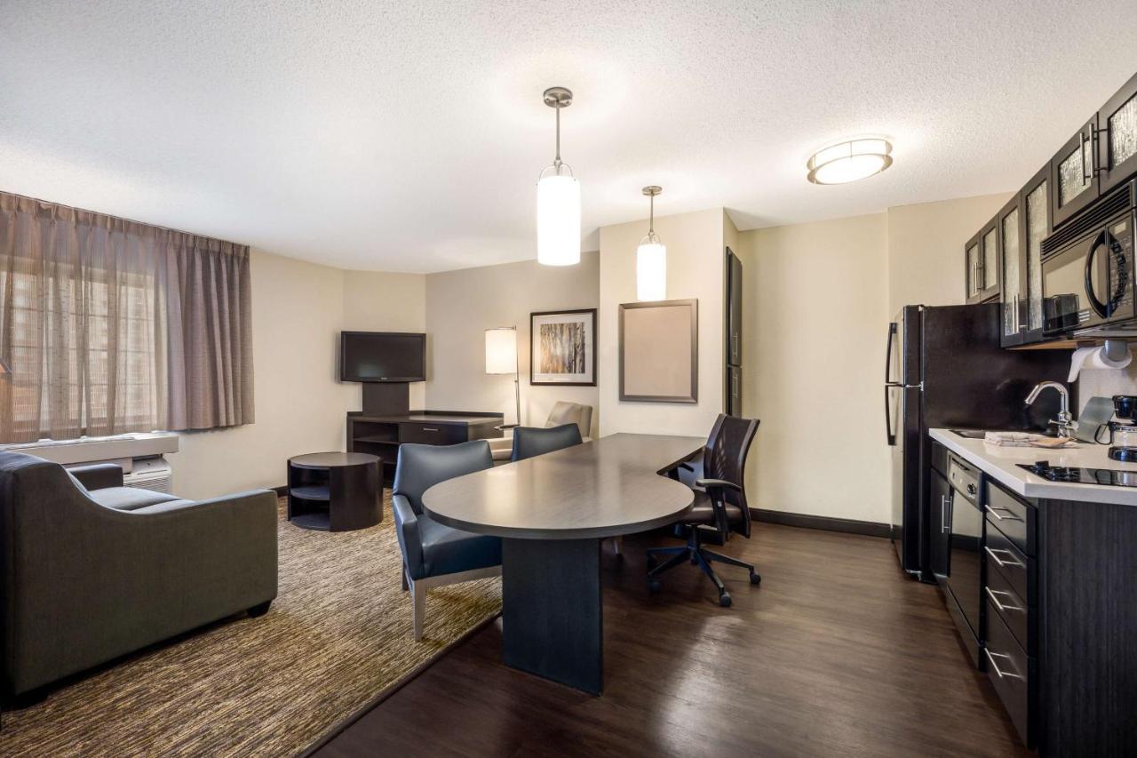 Sonesta Simply Pittsburgh Airport Hotel Imperial